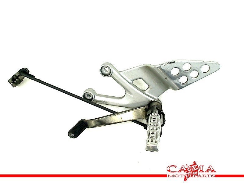 REPOSE PIEDS AVANT GAUCHE Yamaha, Motos, Dhr. S. di Majo, Utilisé, Info@cama-motorparts.nl, P.J. Troelstraweg 8 8
3144 CX  MAASSLUIS, NL
