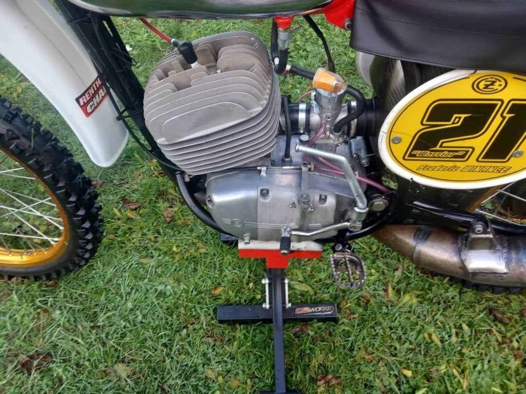 Moto CZ 380, Motoren, Crossmotor