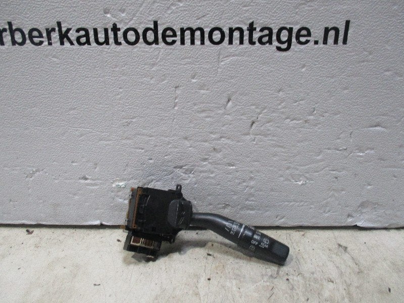 COMMODO ESSUIE-GLACE Toyota Celica (T20) (01-1993/11-1999), Autos : Pièces & Accessoires, Tableau de bord & Interrupteurs, Kundenbetreuung@toyota.de