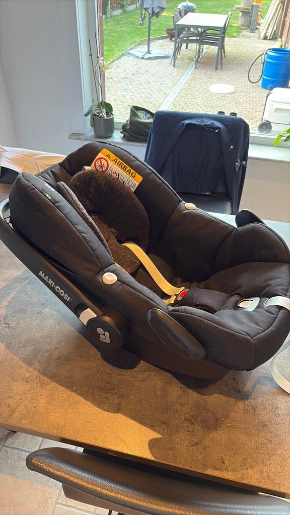Maxi cosi pebble pro Isize, Kinderen en Baby's, Ophalen, Zo goed als nieuw