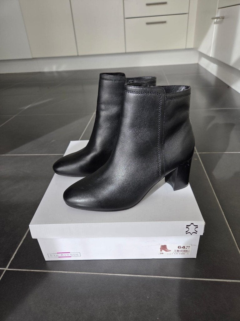 Schoenen 5th Avenue - maat 39, Zwart, Lage of Enkellaarzen, Ophalen of Verzenden, Zo goed als nieuw