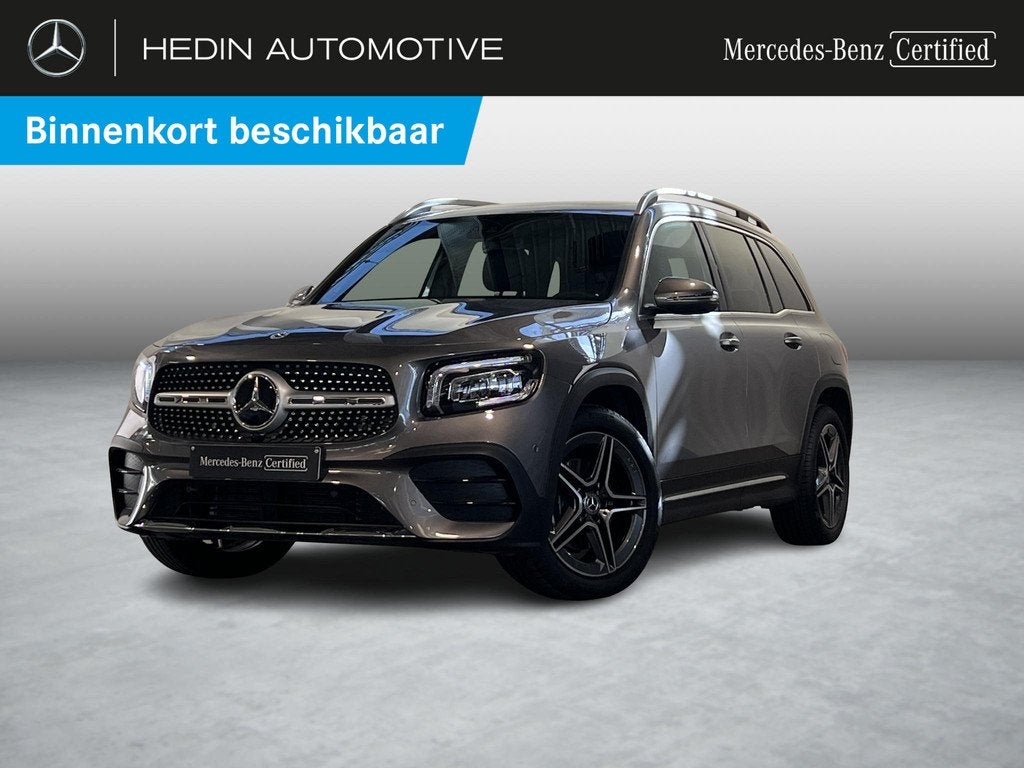 Mercedes-Benz GLB-Klasse 180 AMG Line | 7 Zitplaatsen | Navi, Auto's, Stof, Gebruikt, 4 cilinders, 136 pk
