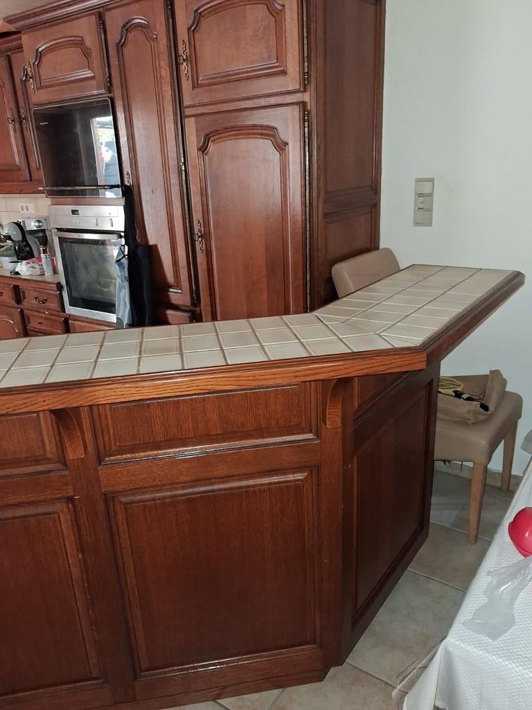 Meuble bar et armoire à donner