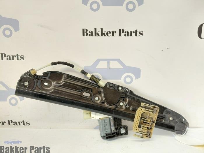 Mécanique vitre 4portes arrière gauche d'un BMW 5-Serie, -, 3 mois de garantie, Utilisé, -