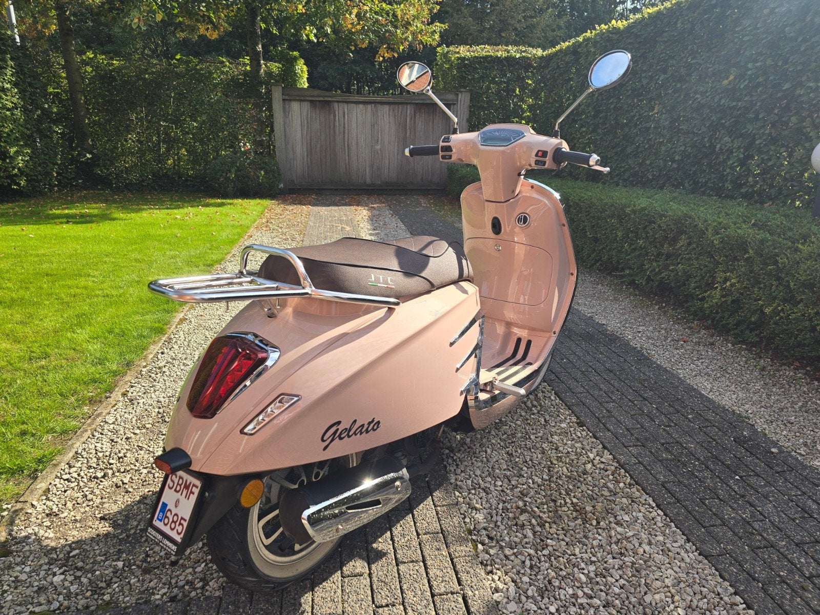 roze scooter met weinig km, Fietsen en Brommers, Ophalen, Gebruikt, Jtc, Klasse B (45 km/u)