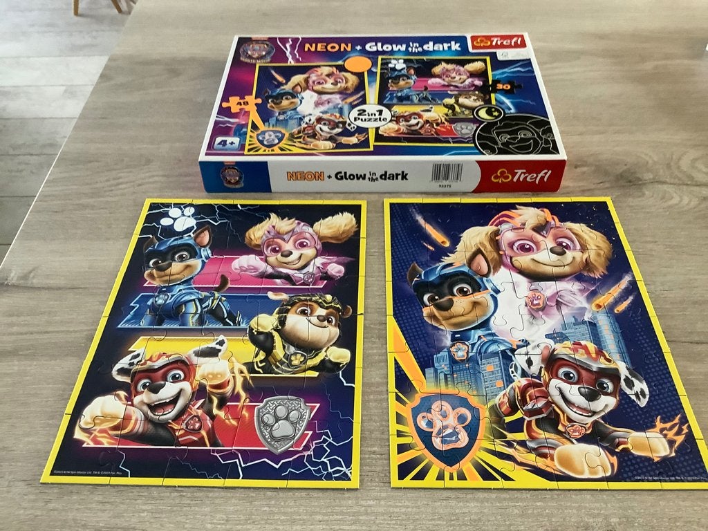 Paw Patrol glow in the dark duo puzzle, Kinderen en Baby's, Ophalen of Verzenden, 10 tot 50 stukjes, Zo goed als nieuw, 4 tot 6 jaar