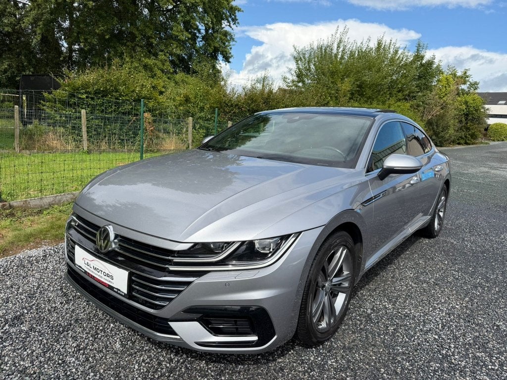 Volkswagen Arteon 1.5 TSI ACT R-Line DSG*HANDELAARSPRIJS*, Auto's, Volkswagen, Dealer onderhouden, Arteon, 4 cilinders, Bedrijf