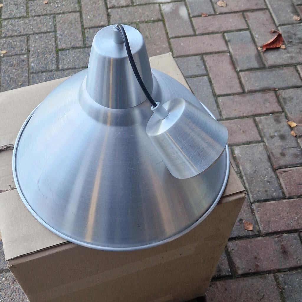 Luminaire à suspendre aluminium Soquet E 27 max 75 W, Enlèvement, Comme neuf, Métal, Moins de 50 cm