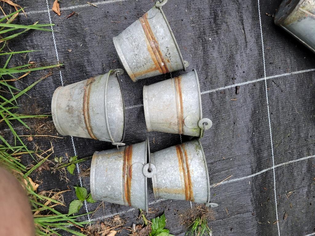 5 zinken kleine emmertjes, Ophalen, Overige materialen, Gebruikt, Rond