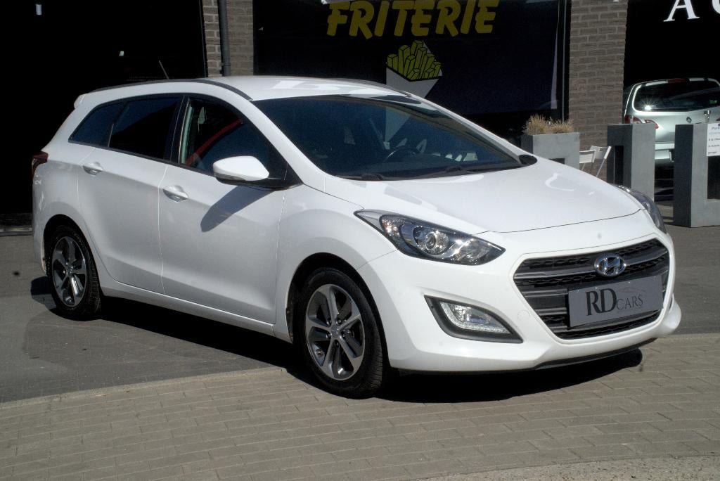 Hyundai i30 1.6 CRDI, Autos, Hyundai, 1940 kg, Achat, Euro 6, Entreprise