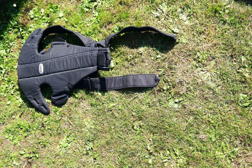 babydrager Björn, Ophalen, Buik of Rug, Zo goed als nieuw, Baby Björn
