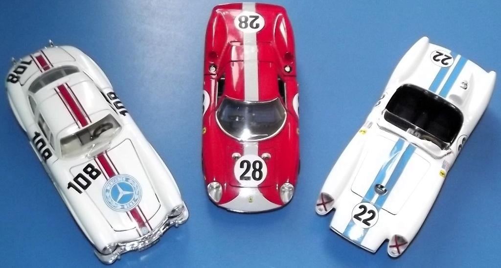 Lot de 3 miniatures à l'échelle 1/24, Ophalen of Verzenden, Zo goed als nieuw, Auto, Burago