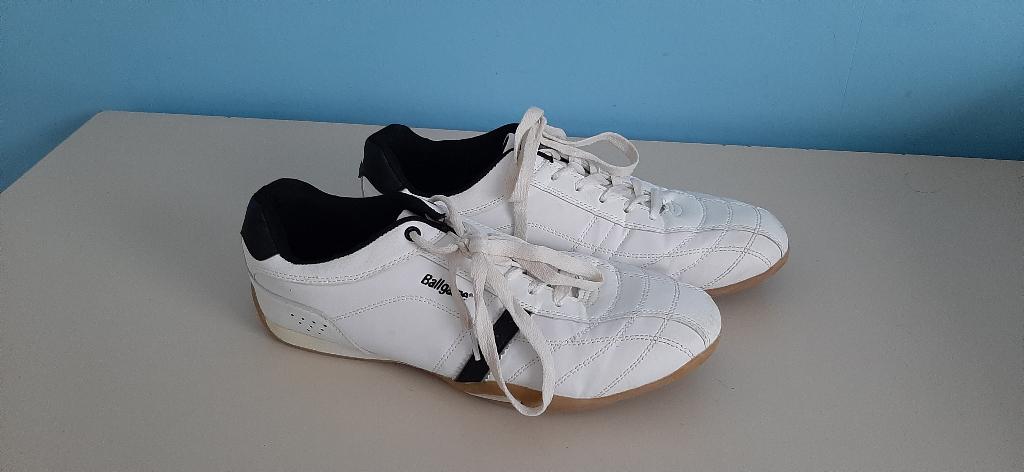 Schoenen maat 43, Vêtements | Hommes, Chaussures, Enlèvement ou Envoi, Ballgame, Chaussures de sport, Blanc