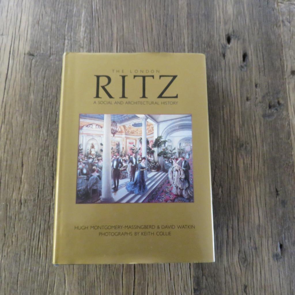 The London Ritz Hugh Montgomery-Massingberd & David Watkin, Ophalen of Verzenden