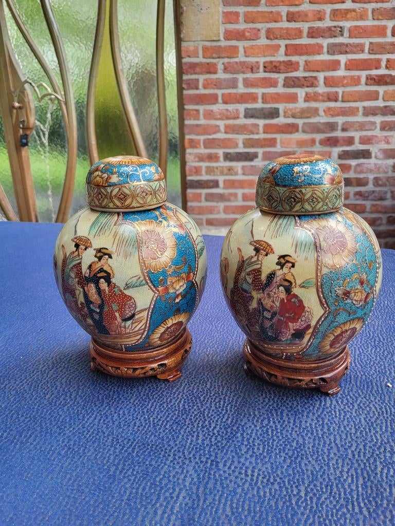 2 antieke chinese gemberpotten, Ophalen