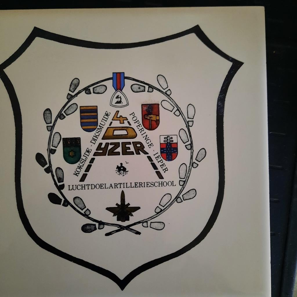 Fer à repasser 4 jours. École d'artillerie. Carrelage de 15, Collections, Enlèvement ou Envoi