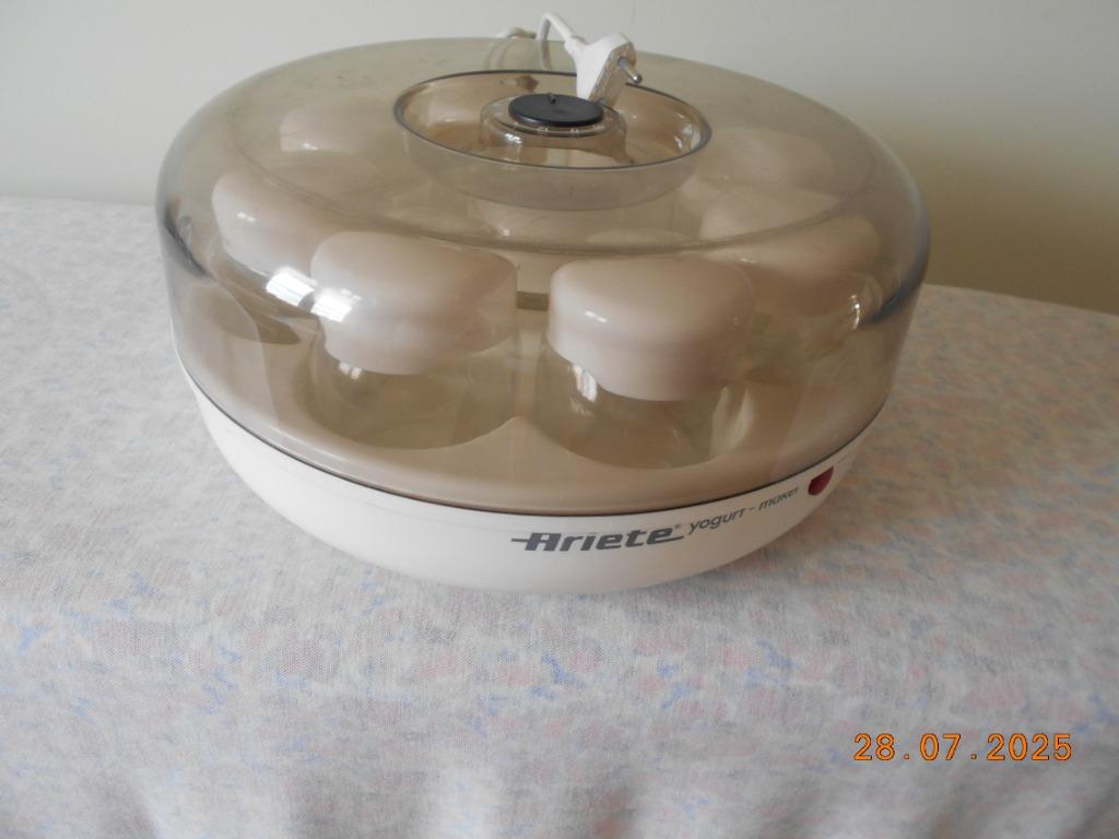 Elektrische Yoghurt machine, Ophalen, Zo goed als nieuw