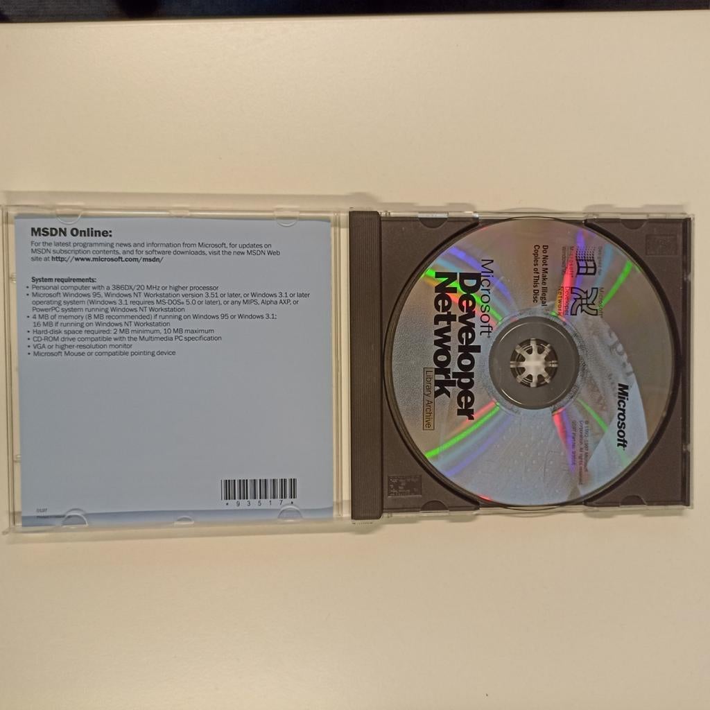 Microsoft Developer Network, original avec clé, Informatique & Logiciels, Enlèvement ou Envoi, Comme neuf, Windows