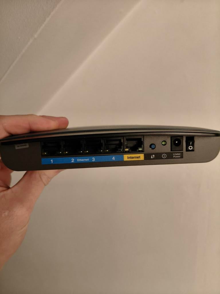 Cisco Linksys EA2700, Enlèvement ou Envoi
