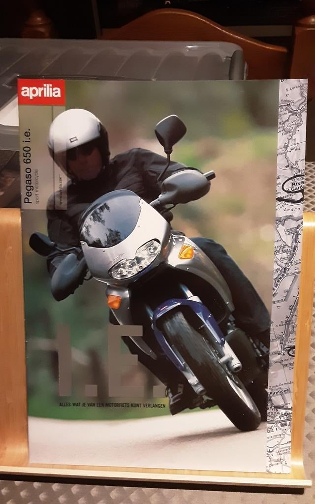 Aprilia pegaso 650 ie brochure, Ophalen of Verzenden