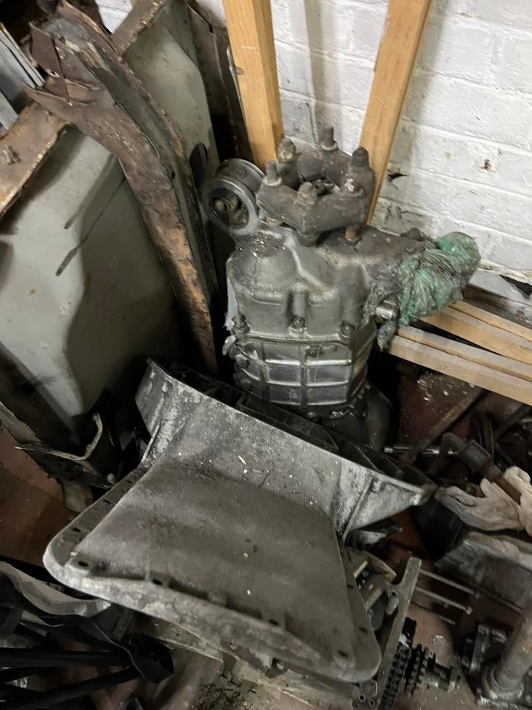 Alfa Roméo coupé Bertone. Lot de pièces., Ophalen, Gebruikt, Alfa Romeo