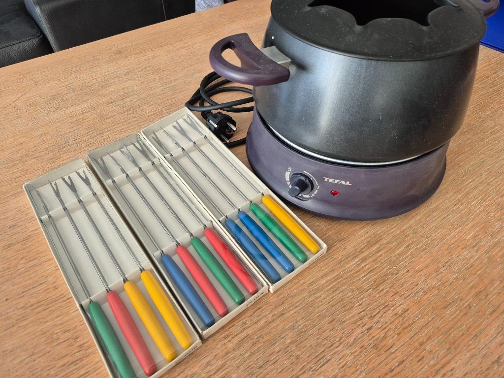 Fondue Tefal (multi fondues serie), Electroménager, Enlèvement, Comme neuf, Électrique, Service à fondue