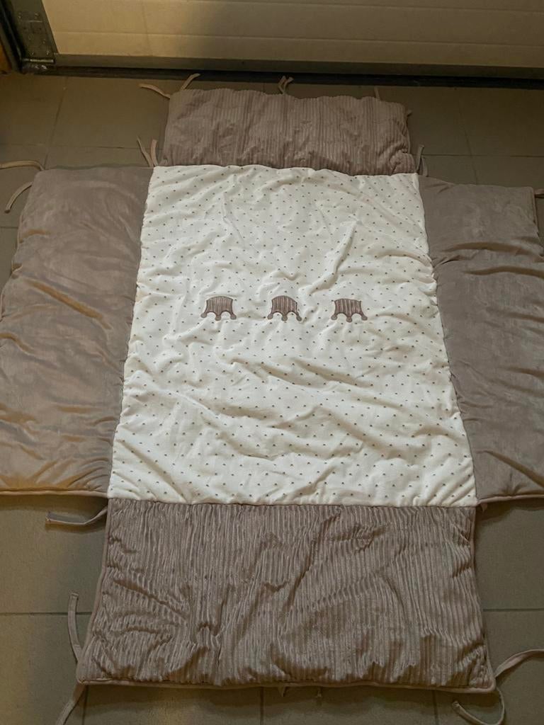 Park omranding textiel alles er op en eraan, Kinderen en Baby's, Babyparken, Ophalen of Verzenden, Zo goed als nieuw