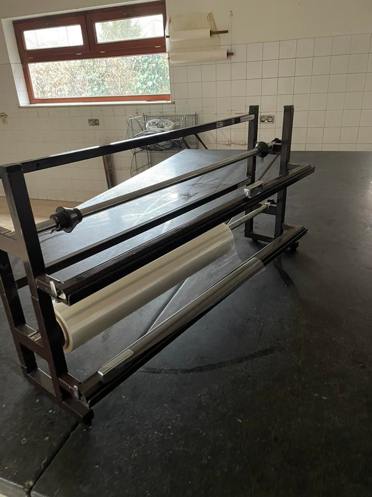 Celefaan papier rol snijder, Ophalen, Gebruikt