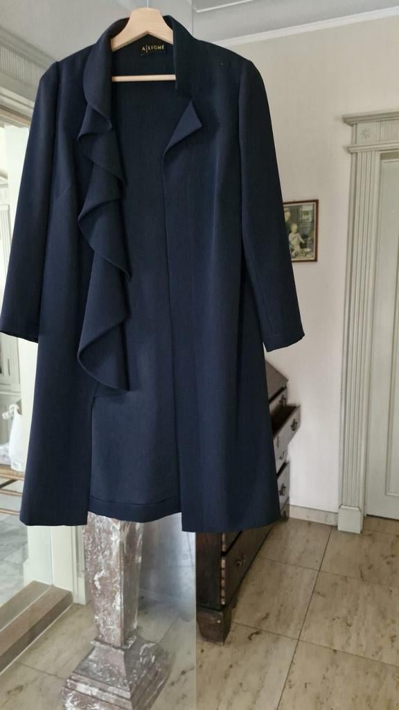 Donkerblauwe geklede lichte mantel maat 42, Ophalen, Maat 42/44 (L)