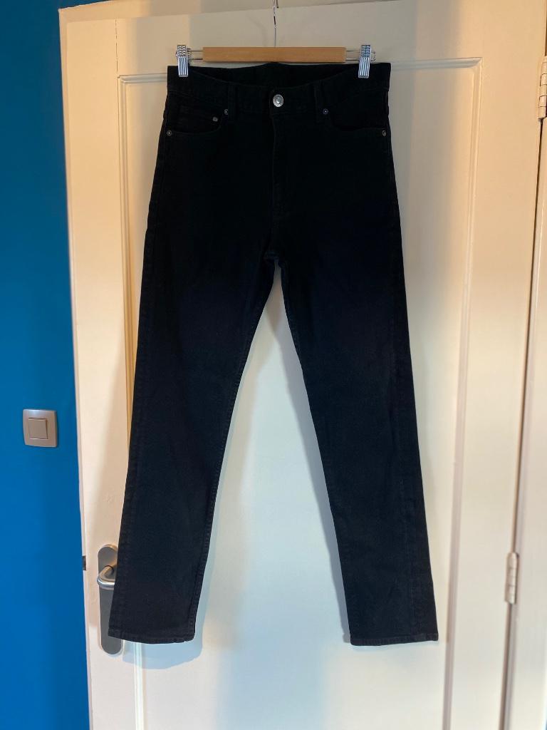 Zwarte jeansbroek H&M - maat 31, Vêtements | Hommes, Jeans, Enlèvement ou Envoi, Porté, H&M, Autres tailles de jeans