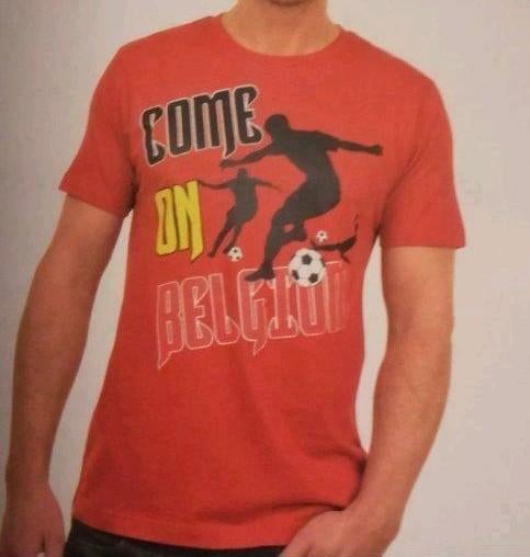 T-shirt + short de foot, Vêtements | Hommes, Enlèvement ou Envoi, Neuf, Autres tailles, Rouge