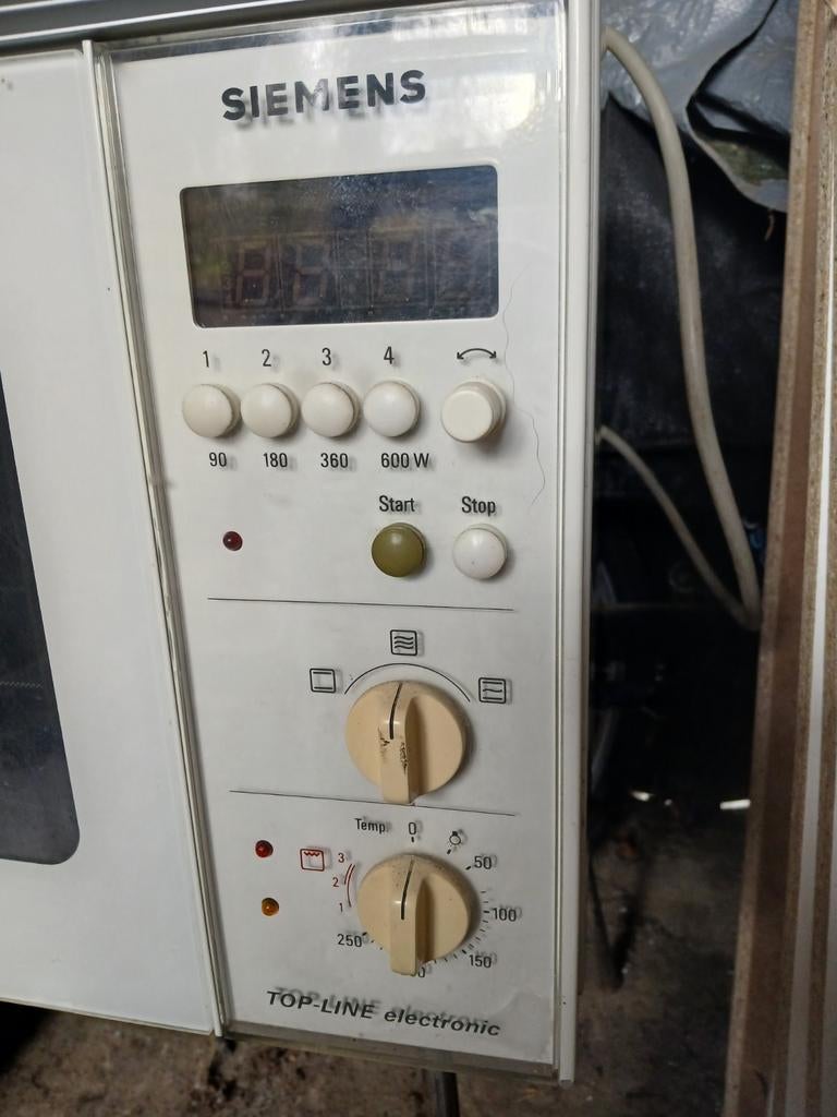 Siemens four et micro-ondes !, Electroménager, Enlèvement, Utilisé, Autoportant, Four avec gril