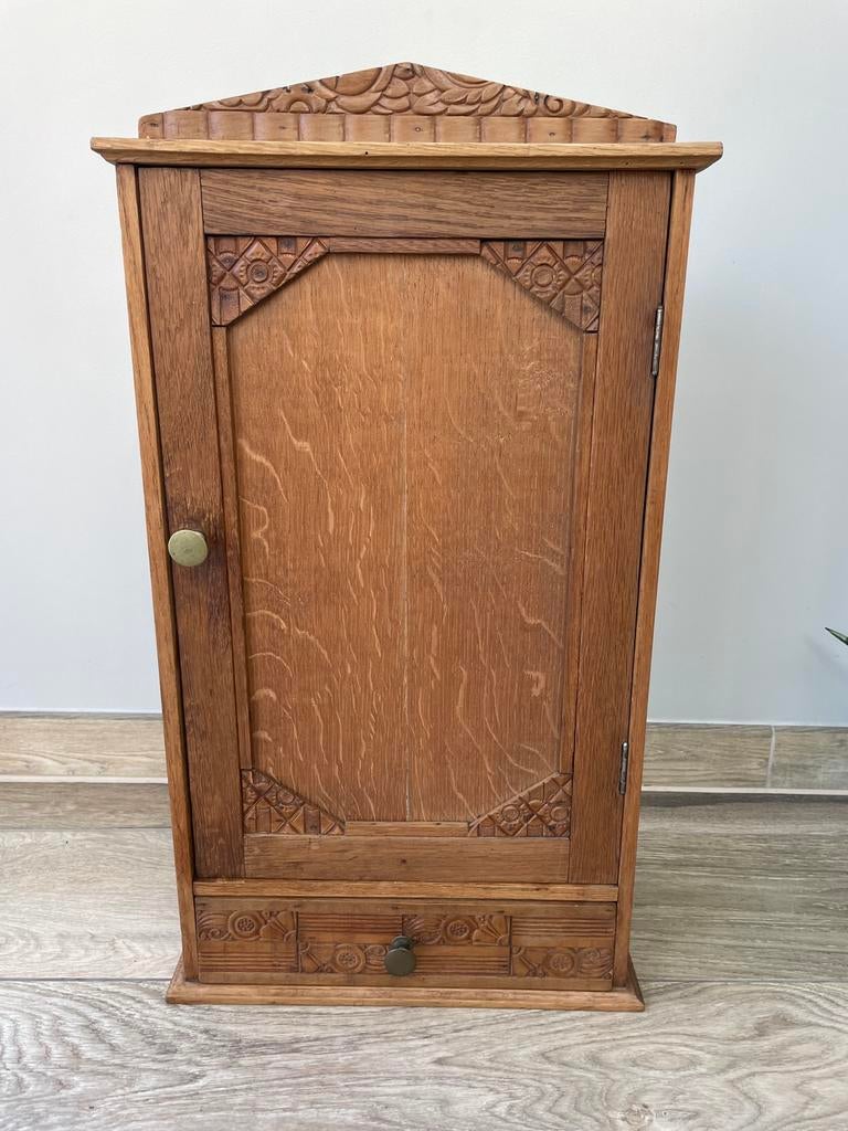 Petite armoire en chêne, Maison & Meubles, Armoires | Commodes, Comme neuf, Chêne
