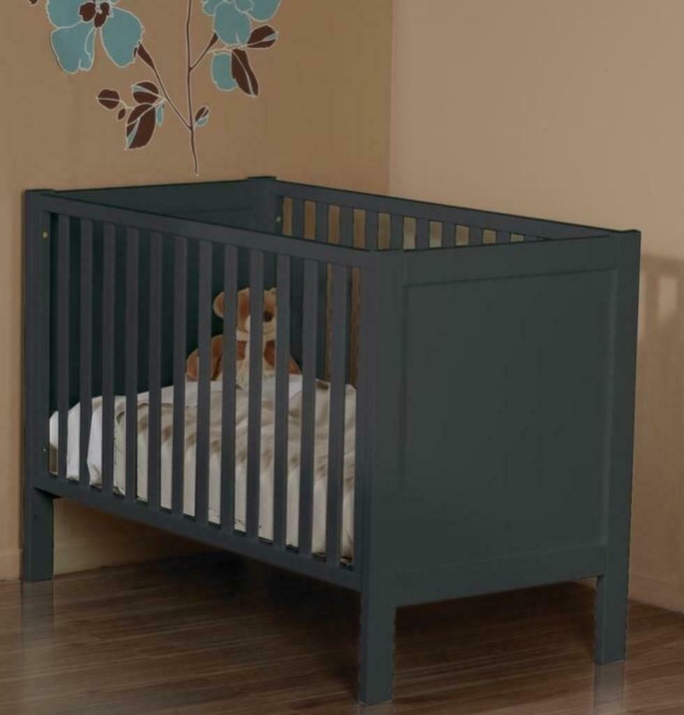 Prachtig babybed Mikael Falk Loft Grijs 60X120. Nieuw!!, Kinderen en Baby's, Ophalen, Nieuw