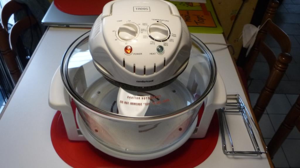 A vendre  four halogène COMFORTCOOK modèle 21123  prix: 34€, Enlèvement, Comme neuf, Air chaud, Four