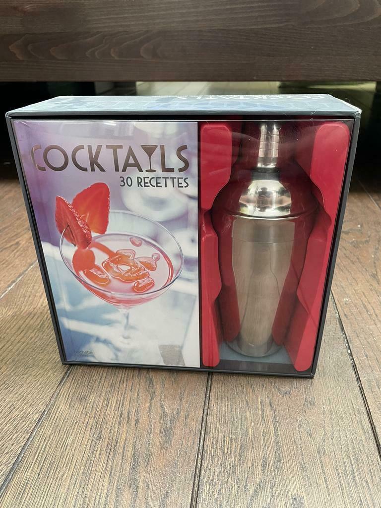 Coffret à cocktail (Shaker + 30 recettes), Enlèvement ou Envoi, Comme neuf