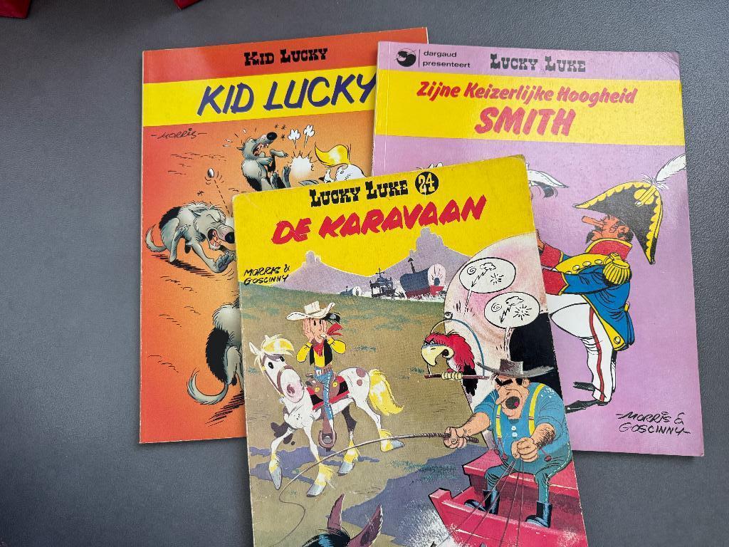 2 Lucky Luke strips+ 1 Kid Lucky, Morris / Goscinny, Ophalen of Verzenden, Zo goed als nieuw, Meerdere stripboeken