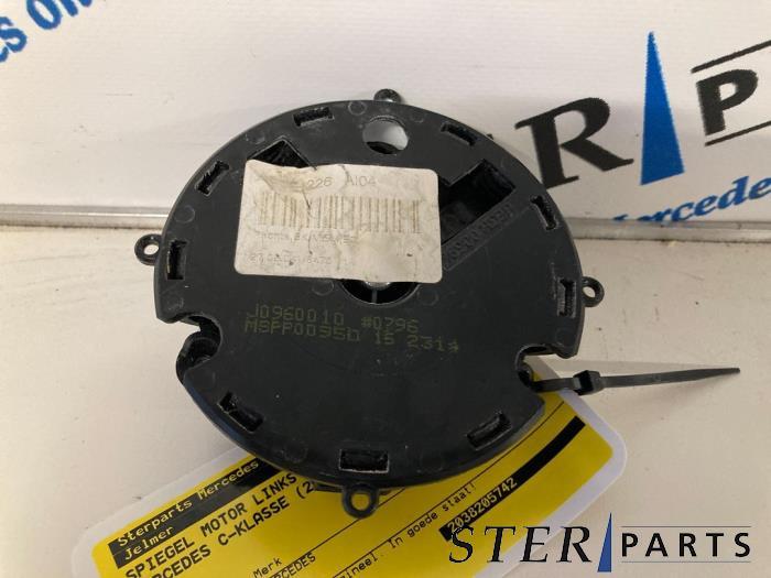 Spiegel motor links van een Mercedes C-Klasse, Auto-onderdelen, Spiegels, Ophalen of Verzenden, 3 maanden garantie, Gebruikt, Mercedes-Benz
