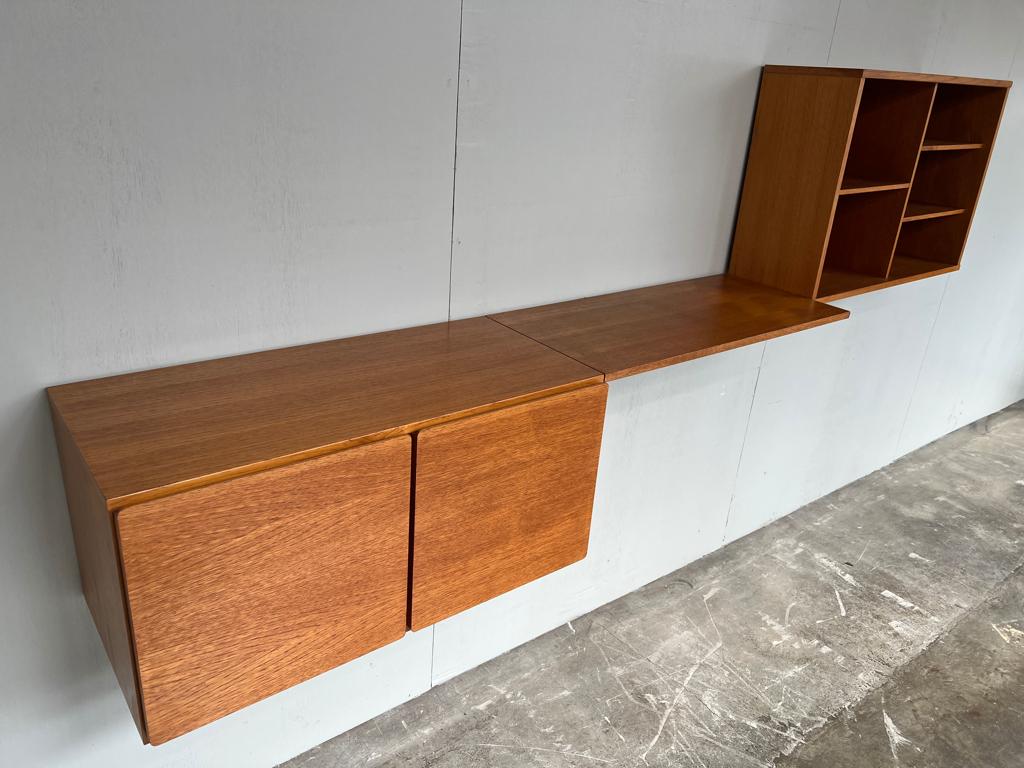 WAS €1900NU €1500 vrijhangend teak retro bureau/cocktailkast, Maison & Meubles, Teck, Avec tablette(s), 25 à 50 cm, 200 cm ou plus
