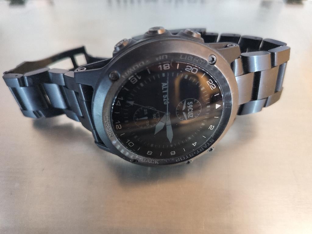 Garmin D2 Bravo Titanium – Montre aviation, Bijoux, Sacs & Beauté, Montres de sport, Comme neuf, Noir, Distance, GPS, Boussole