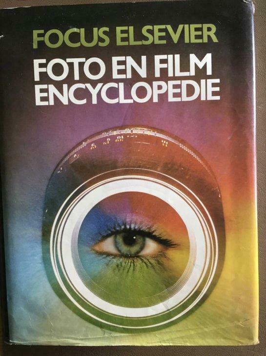 Boek - Foto en film encyclopedie., Ophalen of Verzenden, Gelezen