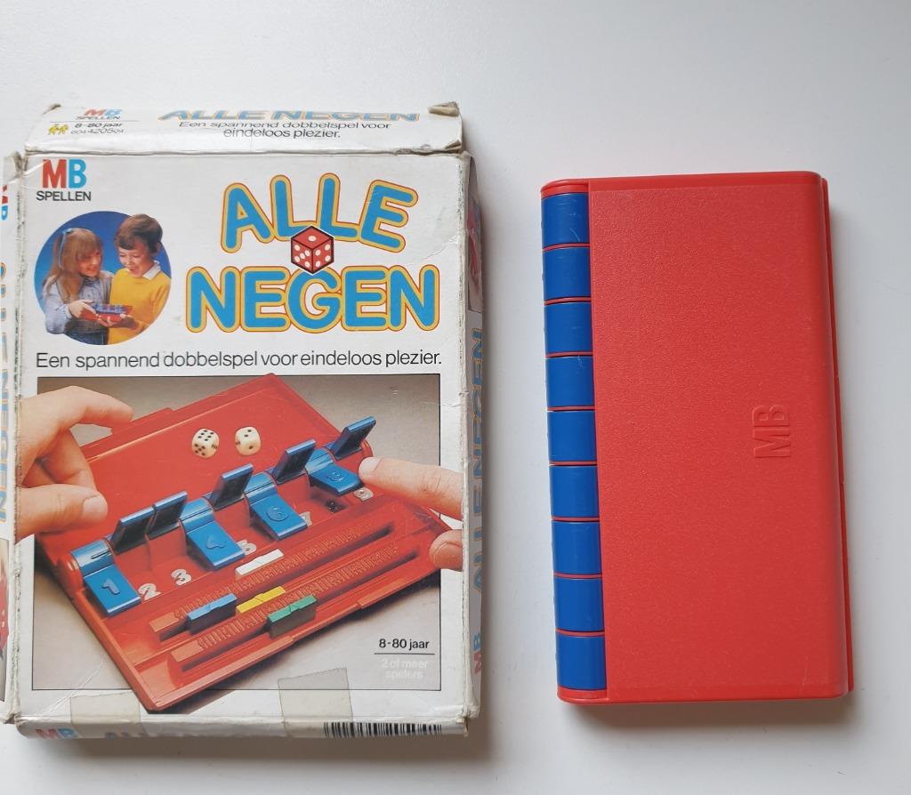ALLE NEGEN reis - dobbelspel MB 604420504 volledig, Ophalen of Verzenden, Zo goed als nieuw, Reisspel
