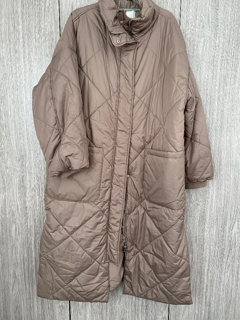 Lang donsjack, Maat 38/40 (M), H&M, Bruin, Verzenden