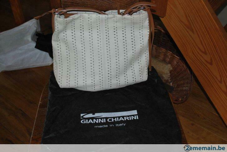 sac en cuir écru légèrement grainé de marque Gianni Chiarini, Ophalen, Gebruikt