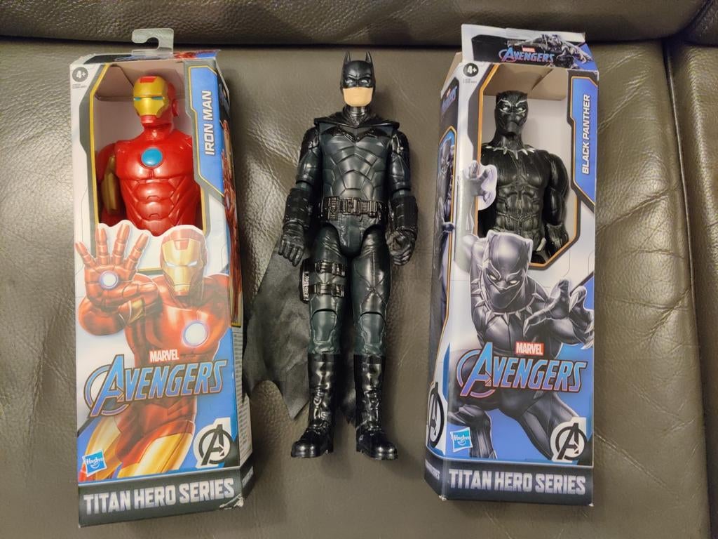 Actiefiguren Marvel/DC, Enlèvement, Utilisé