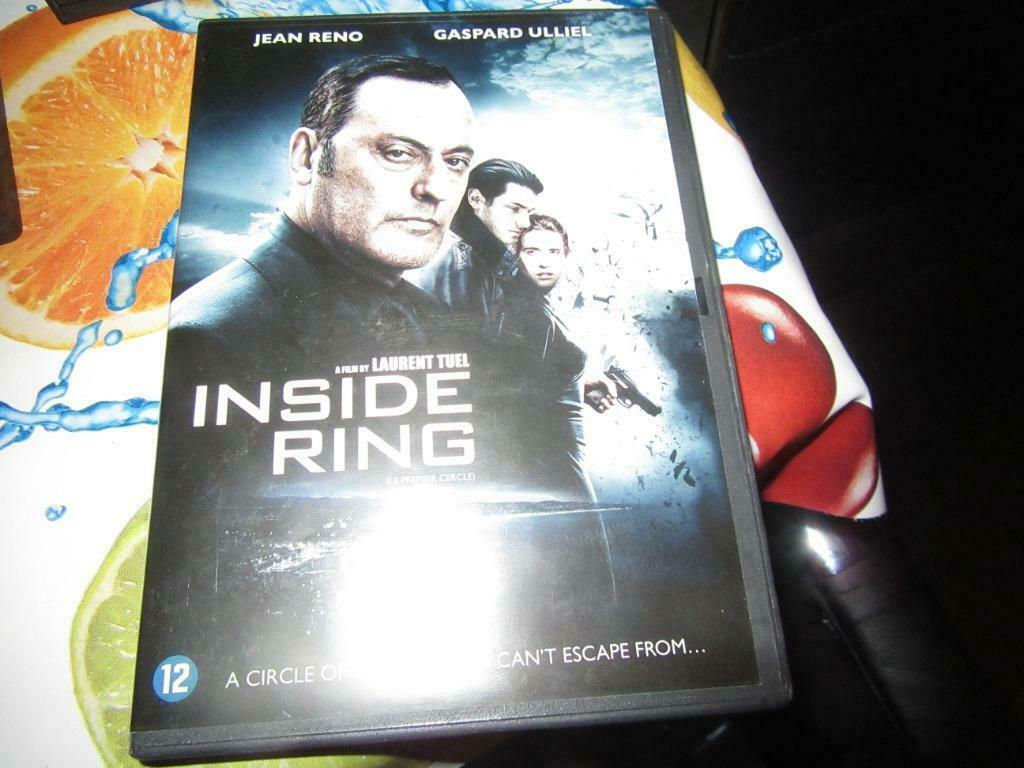 Bague intérieure avec Jean Reno, À partir de 12 ans, Enlèvement ou Envoi, Mafia et Policiers