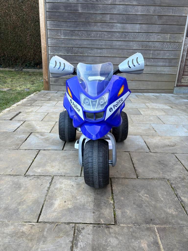 Moto de police électrique, Enlèvement, Utilisé