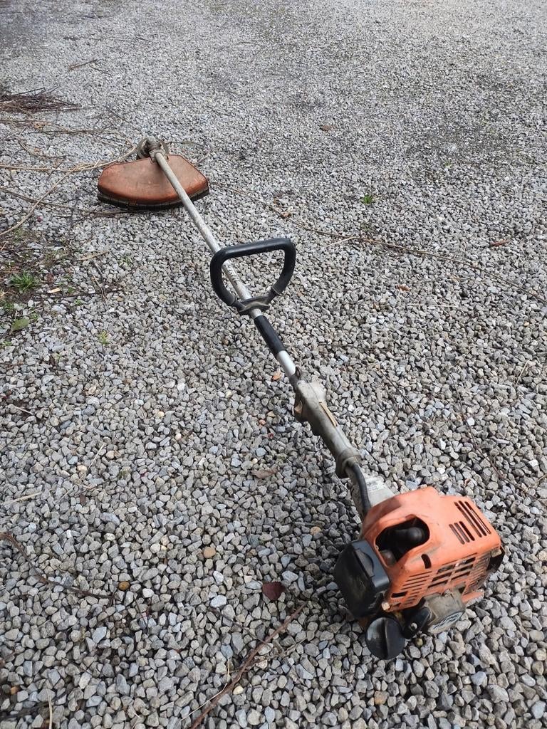 Tondeuse/débroussailleuse à deux temps Stihl FS76, Jardin & Terrasse, Enlèvement