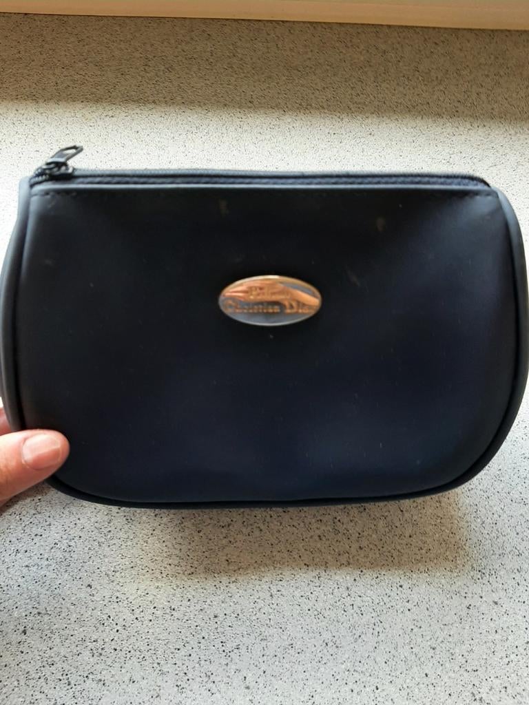 Trousse de maquillage/toilette Christian Dior bleu marine
bl, Enlèvement ou Envoi, Comme neuf, Bleu