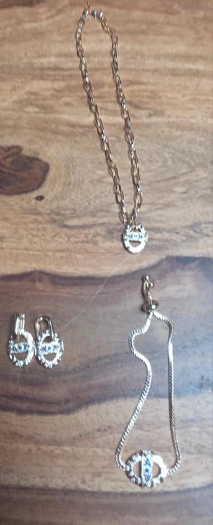 Parure de bijoux He Li O Phi Li A, Bijoux, Sacs & Beauté, Neuf, Enlèvement ou Envoi, Or, Autres matériaux